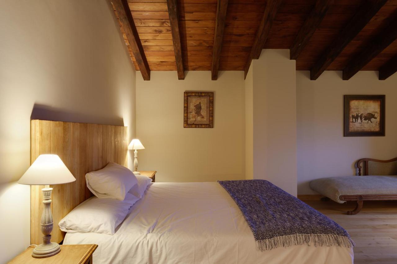 Apikale Guest House Ea Bagian luar foto