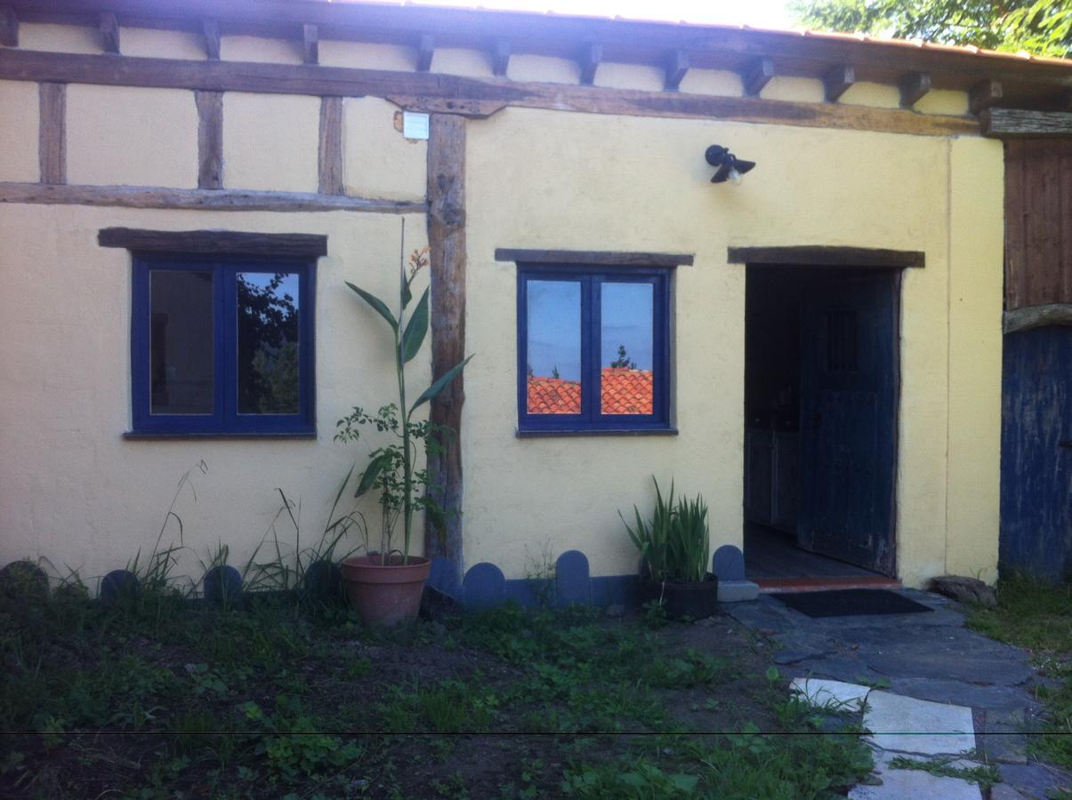 Apikale Guest House Ea Bagian luar foto